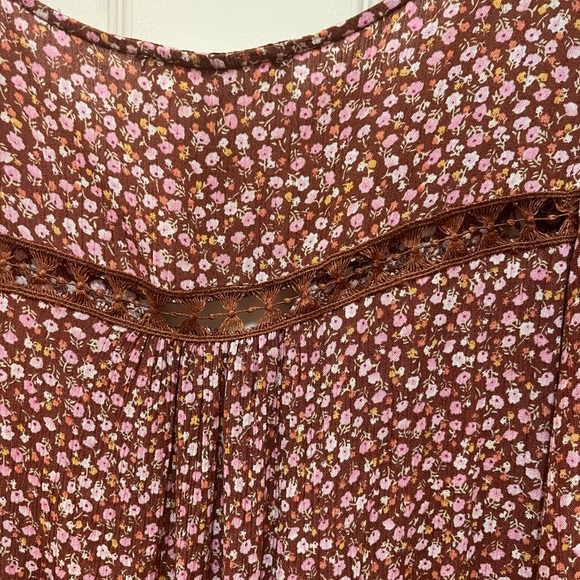 Ditsy floral boho style long sleeve top by hippie rose - Picture 5 of 5